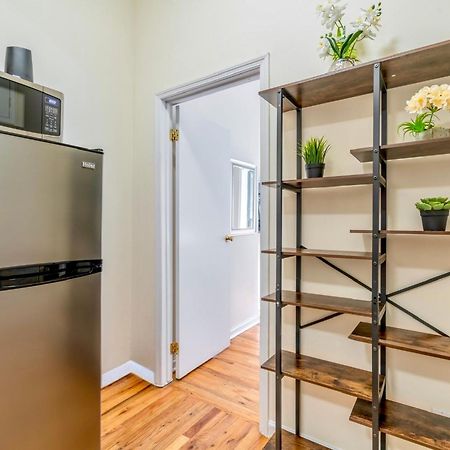 2 Bedroom Hidden Upscale Oasis New York City Exterior photo