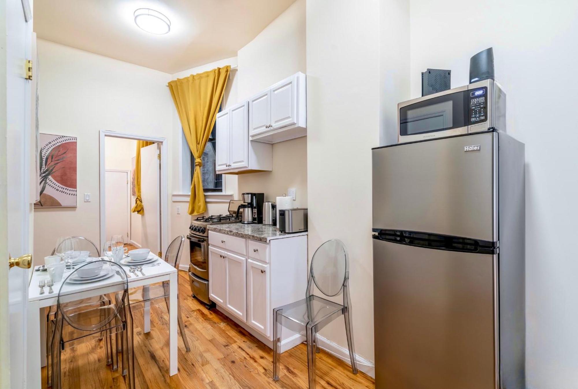 2 Bedroom Hidden Upscale Oasis New York City Exterior photo